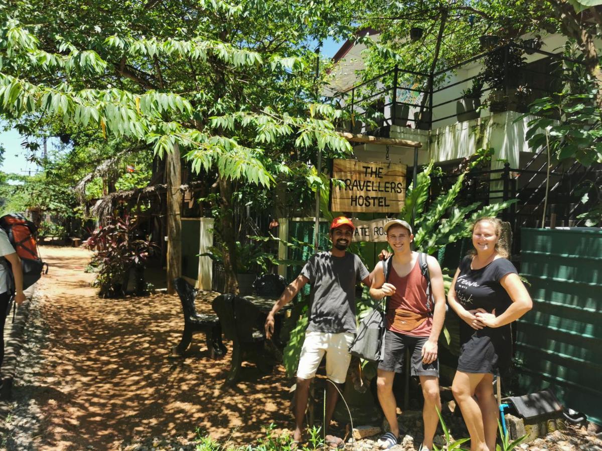 The Traveller'S Hostel & Private Rooms 锡吉里亚 外观 照片