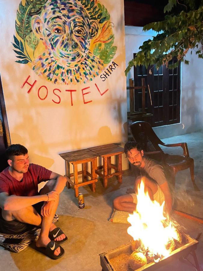 The Traveller'S Hostel & Private Rooms 锡吉里亚 外观 照片